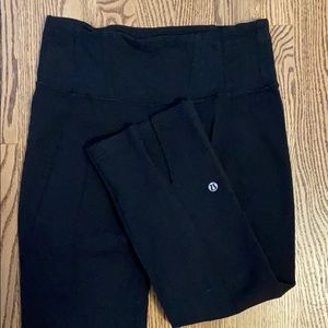 Black Lululemon leggings